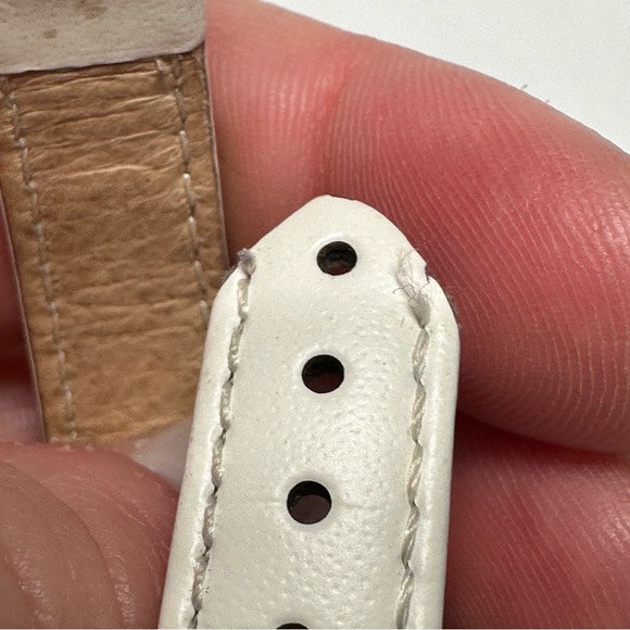 Carriage by timex white leather watch band - Picture 11 of 13